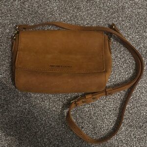 Portland Leather Dakota (retired) Medium Metro Brown Crossbody Bag *see photos*